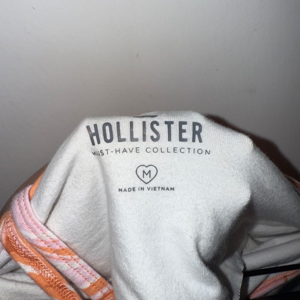 Hollister Pink and Orange Swirl Top - Picture 2 of 5